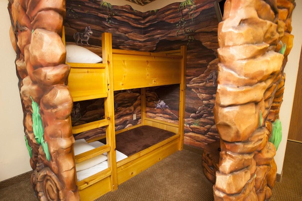 Great Wolf Lodge Concord Exterior photo