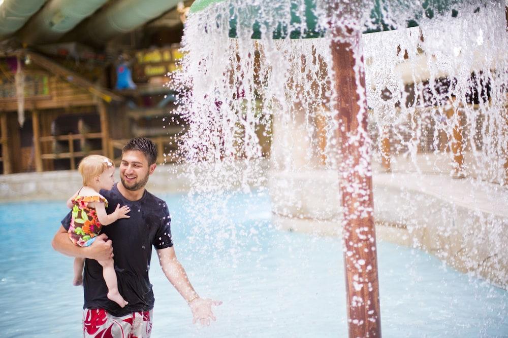Great Wolf Lodge Concord Exterior photo